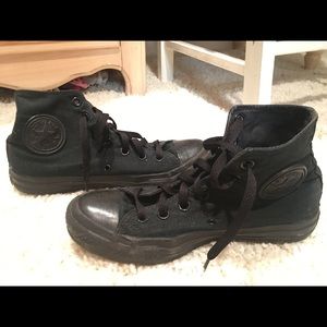 Black high top converse